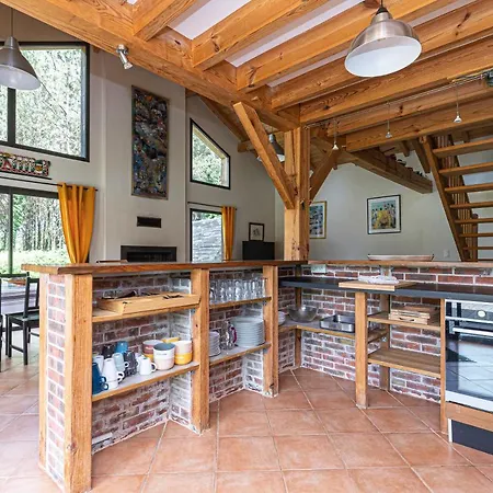 Maison Traditionnelle En Bois Villa