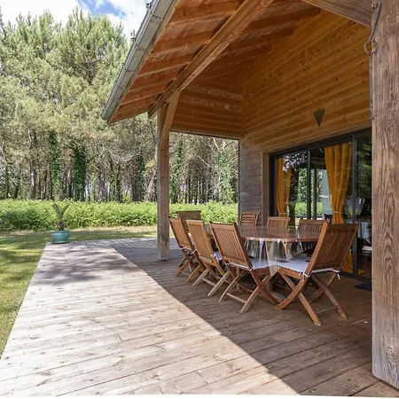 Villa Maison Traditionnelle En Bois